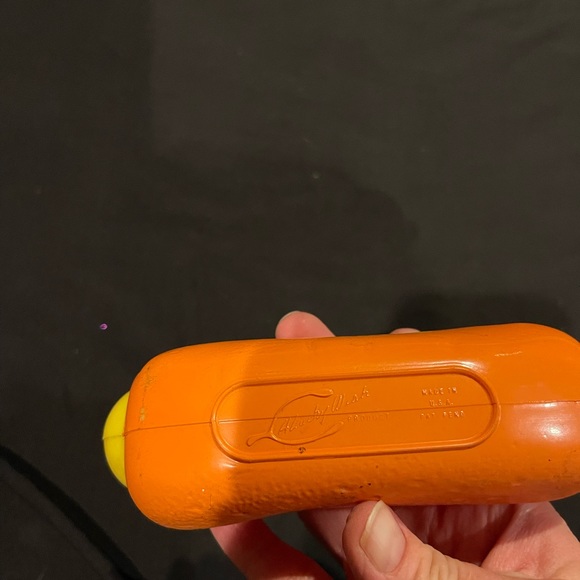 A Lucky Wish Mid century mustard squirted container hot dog - Picture 5 of 6